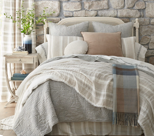 Davina Quilt: Mineral, King
