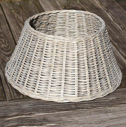 Willow Christmas Tree Skirt