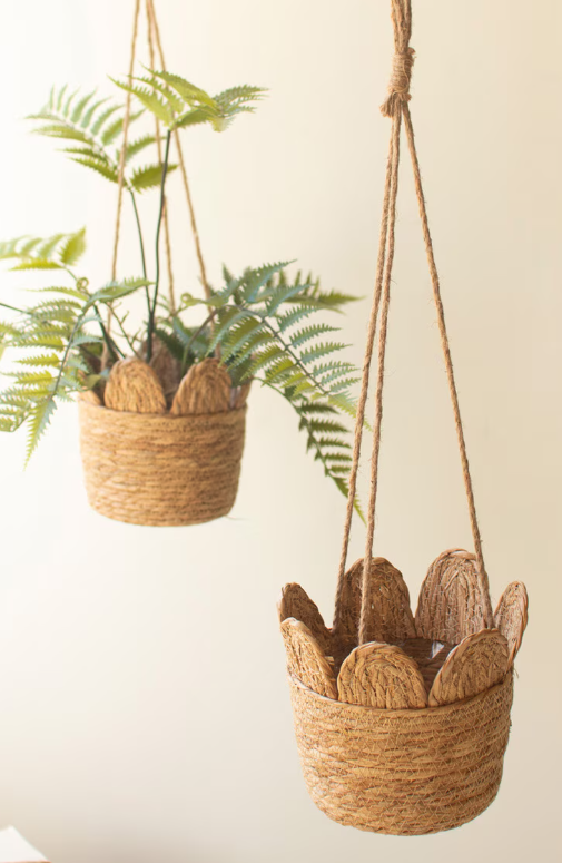 Scalloped Hanging Planter Basket - Large