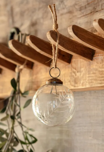 Clear Etched Laural Glass 3" Ornament