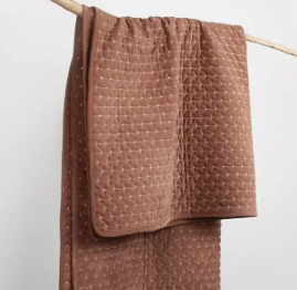 Velvet Stitch Quilted Throw- Rust