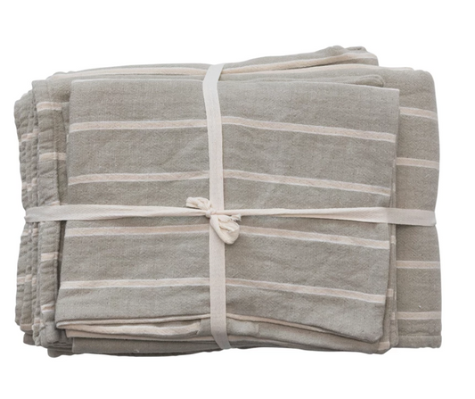 Grey & White Queen Bedding Set w/ 2 Shams