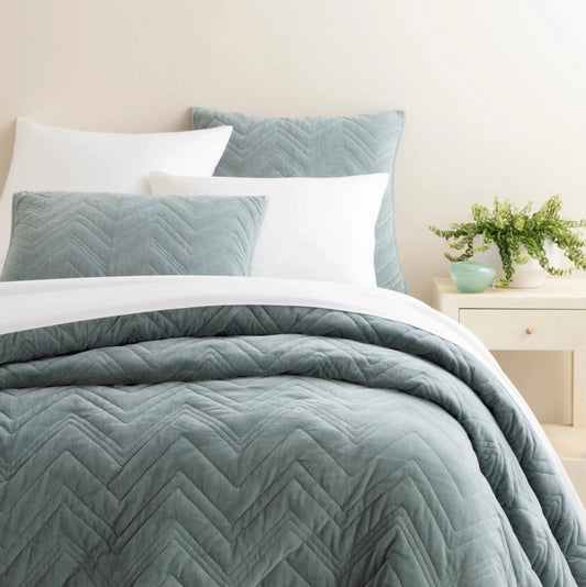 Brentwood Velvet Quilt King - Ocean