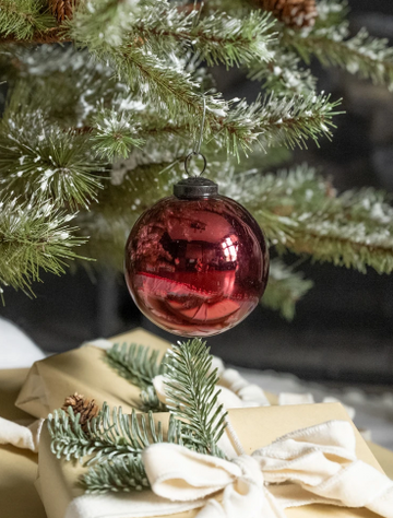 4" Porter Wine Glass Ornament