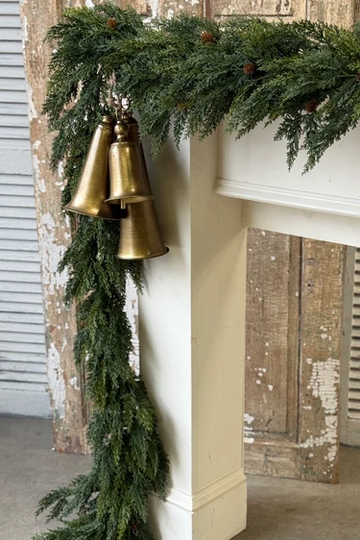 9' Woodbridge Cedar Garland